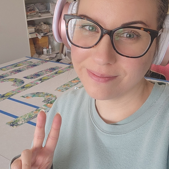 Meet your Posher, Sara - Picture 2 of 9